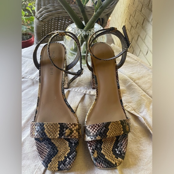 Madden Girl Shoes - MADDEN GIRL Dancerr Faux Snakeskin chunky block heels EUC